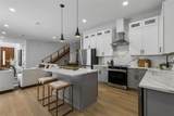 812 Premier Parkway - Photo 11