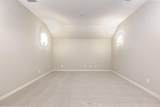 610 Crystal Lake Lane - Photo 32
