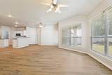 1504 Oakcrest Drive - Photo 10