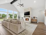 300 Waterview Drive - Photo 17