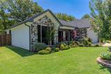 123 Oak Street - Photo 2