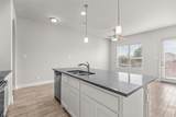 325 Featherstone Trail - Photo 11