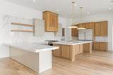 10717 Arrowhead Point Drive - Photo 9