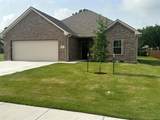 204 Ella Street - Photo 1