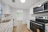 906 Houston Street - Photo 4