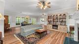 10129 Hudson Road - Photo 6