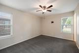 713 Oak Grove Lane - Photo 15