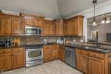 521 Brunswick Gardens - Photo 6