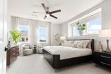 2033 Hillard Mews - Photo 10