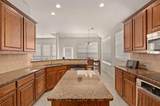 2501 Claymore Avenue - Photo 10
