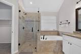 605 Oak Hollow Lane - Photo 19
