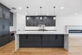 404 Vista Buena Trail - Photo 11