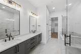 404 Vista Buena Trail - Photo 19