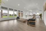 506 Lakeshore Boulevard - Photo 4