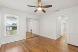 606 Storrs Street - Photo 14