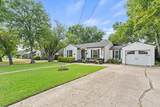 606 Storrs Street - Photo 3