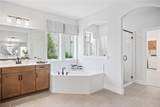 2612 Queenwood Street - Photo 9