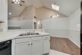 465 El Rio Drive - Photo 10