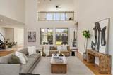 6449 Royalton Drive - Photo 4