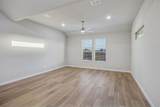 923 Sleepy Landing Drive - Photo 14