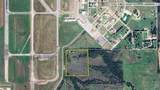 656 Southeast Loop - Photo 4