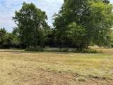 404 Maple Street - Photo 6