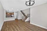 2512 Campden Mews - Photo 9