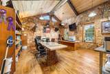 301 Brown Street - Photo 35