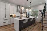 2513 Winnetka Avenue - Photo 9