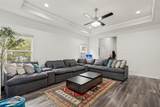 2547 Fatima Avenue - Photo 4