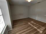 2909 Wood Thrush Street - Photo 9
