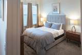 601 Oak Street - Photo 5