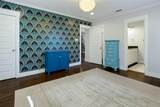 1010 Woodlawn Avenue - Photo 16