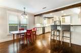 1010 Woodlawn Avenue - Photo 9