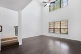 611 Matthew Place - Photo 3