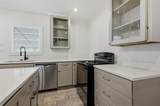 917 Woods Street - Photo 14
