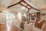 2526 Woodlake Drive - Photo 3