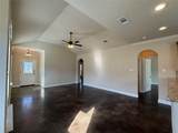 402 Avenue C - Photo 5