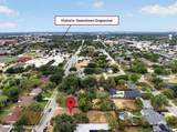 825 Worth Street - Photo 2