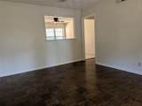 517 Tyler Street - Photo 2