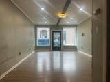 119-121 Wall - Photo 8