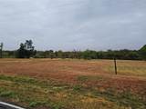 1105 I-45 - Photo 2