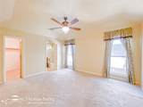 38 Surrey Square - Photo 12