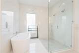 610 Oak Cliff Boulevard - Photo 14