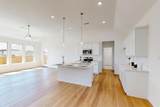 1028 Western Hills Drive - Photo 4