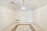 301 Village Circle - Photo 14