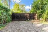 548 Elston Drive - Photo 14