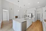 1512 Victory Terrace - Photo 3