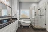 1915 Thornberry Drive - Photo 14