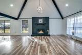 1502 Knob Hill Drive - Photo 4